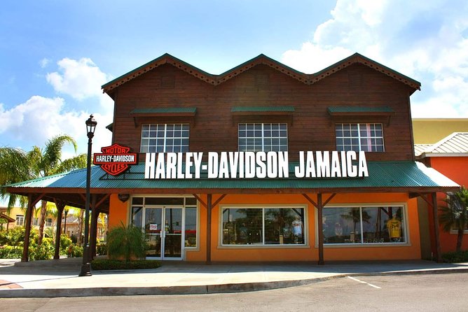 Shopping Tour for Whitter Village Mall Private / Charted Air Conditioned Taxi - Overview and Description of Whitter Village Mall