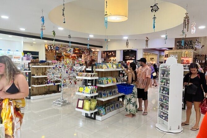 Shopping Tour Punta Cana Larimar Chocolate Cigar Factory souvenir - Who Might Not Find It Ideal?