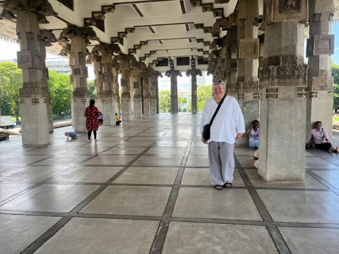 Shore Excursion - Colombo City Tour With Beach Break - Cultural Etiquette