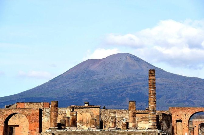 Shore Excursion Guided Tour of Pompeii Ruins and Sorrento With a Farmhouse Lunch - Excursion Highlights