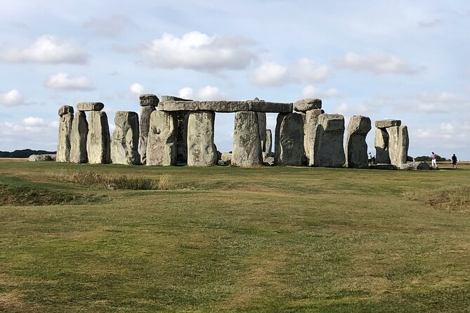 Shore Excursion Stonehenge & Salisbury Cathedral (Magna Carta) - Overview and Itinerary