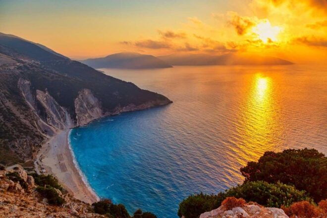 Shorex Kefalonia: Melissani and Myrtos Swim ! - Meeting Point