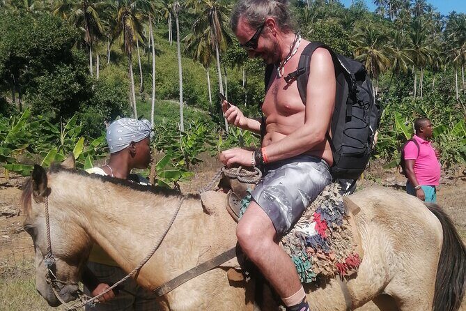 Short Excursion horseback riding tours on the beach and mountain - What to Expect from the Tour