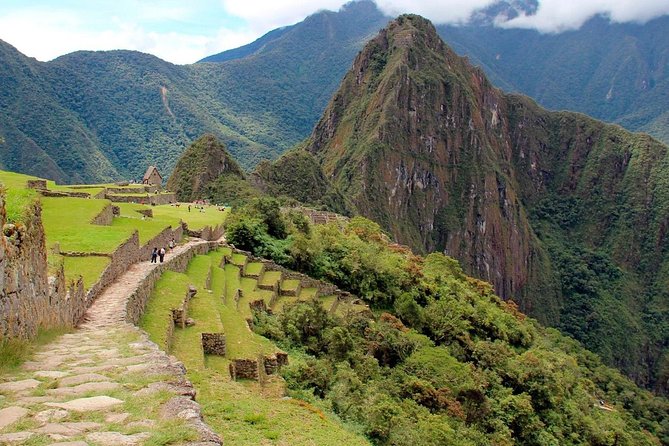 Short Inca Trail 2 Days to Machu Picchu Private Service - Background