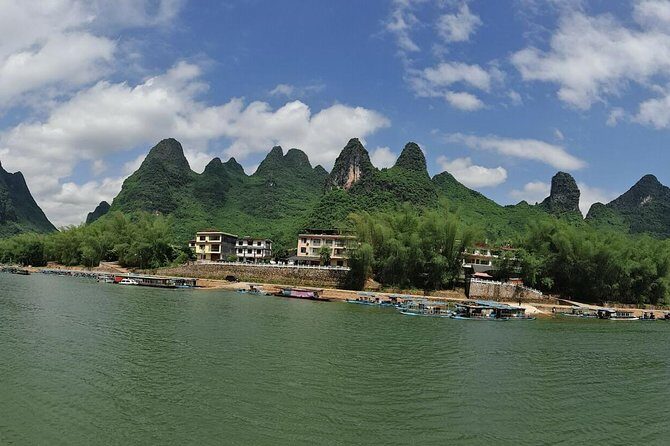 Short Li-River cruise from Yangdi to Xingping with English speaking Driver - FAQs