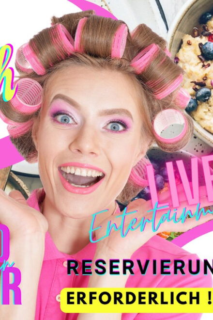 Show Brunch at the Adventure Restaurant Knutschfleck Berlin - What to Expect