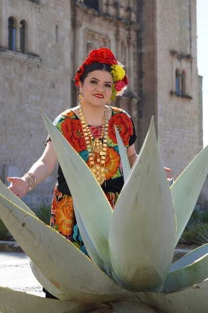 Show off your beauty wearing a typical Oaxacan costume + photo session - Practical Tips for Participants