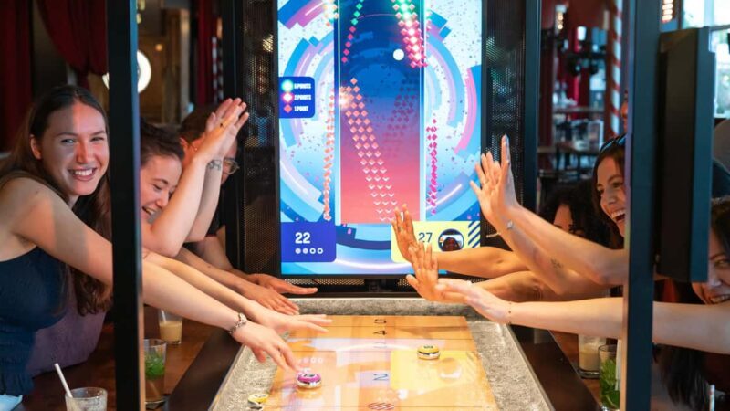 Shuffleboard 2.0 in Bordeaux - What to Expect at Shuffleboard 2.0 Bordeaux