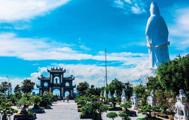 Shuttle Bus Hue City - Da Nang by Limousine - Inclusions and Services