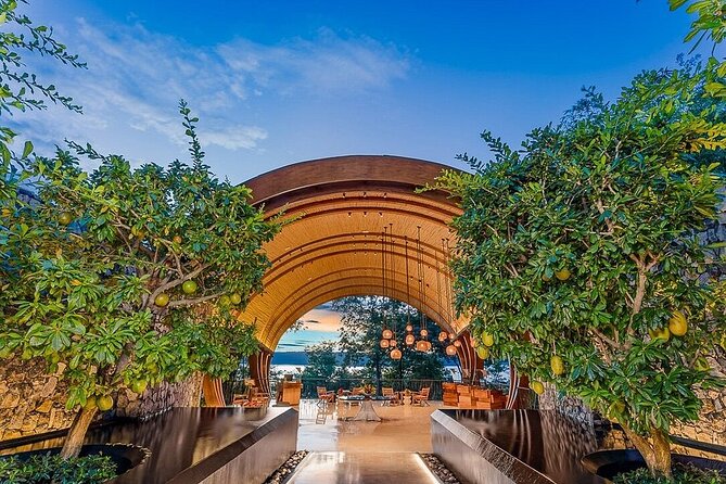 Shuttle From Liberia Airport To Andaz Papagayo Resort - Costa Rica - Good To Know