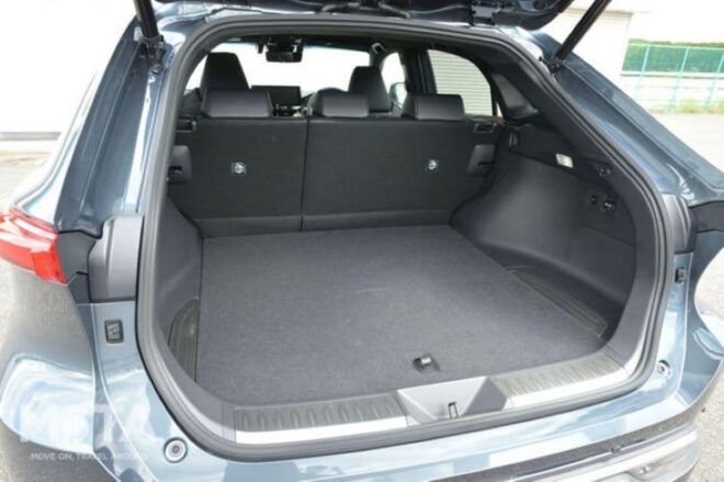 Shuttle Service From Kansai Airport to Your Hotel - Driver and Vehicle Information