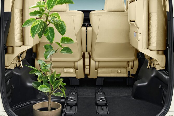 Shuttle Van Transfer From Tokyo 23 Wards to Haneda Airport - Accessibility