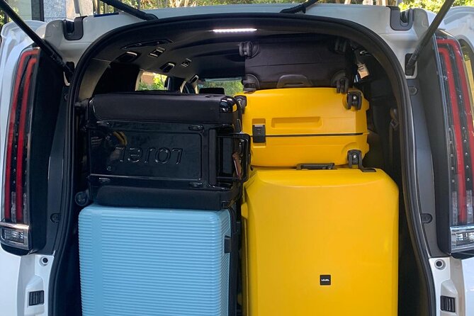 Shuttle Van Transfer From Tokyo 23 Wards to Haneda Airport - The Sum Up