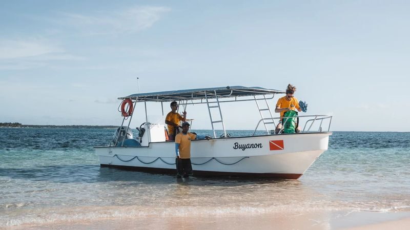 Siargao Serenity: Dive Twice in Mindanaos Jewel with PADI Center - Gear included, with two useful extras
