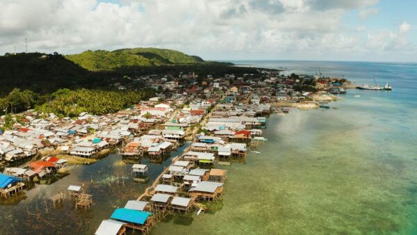 Siargao: Van Ride Audio Guide - Island Hopping and Its Delights