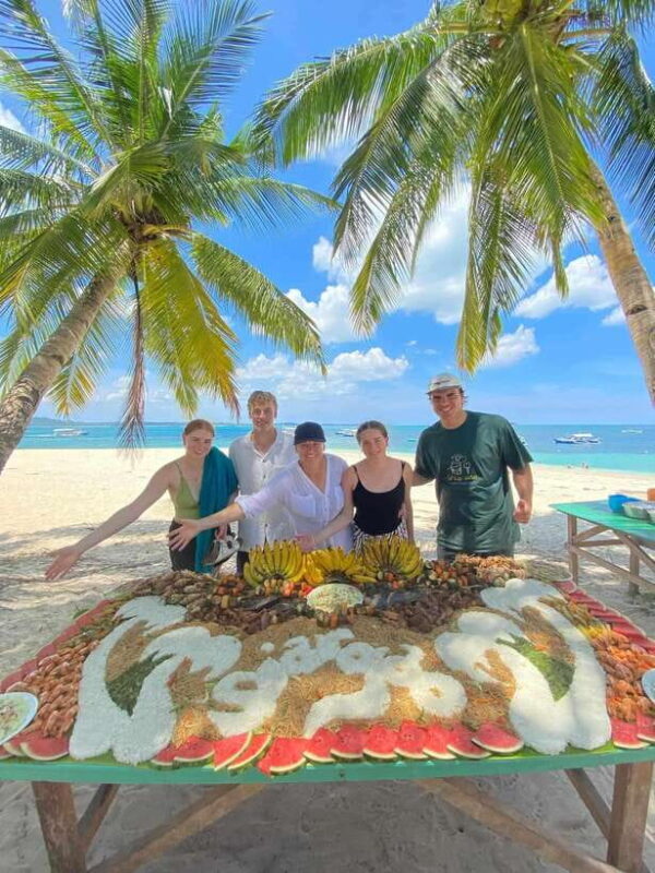 Siargao:Tri Island Hopping Naked Island, Daku, Guyam w/Lunch - What Makes This Tour Special?