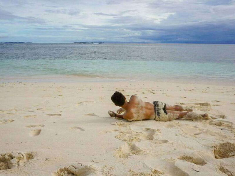 Siargao:Tri Island Hopping Naked Island, Daku, Guyam w/Lunch - What’s Not Included