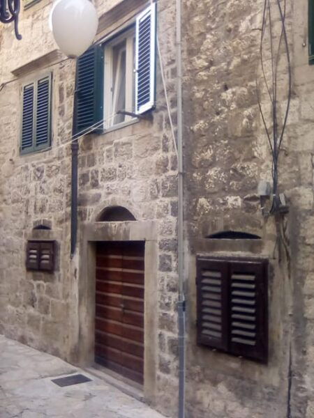 Šibenik: Early Morning Walking Tour - Meeting Point