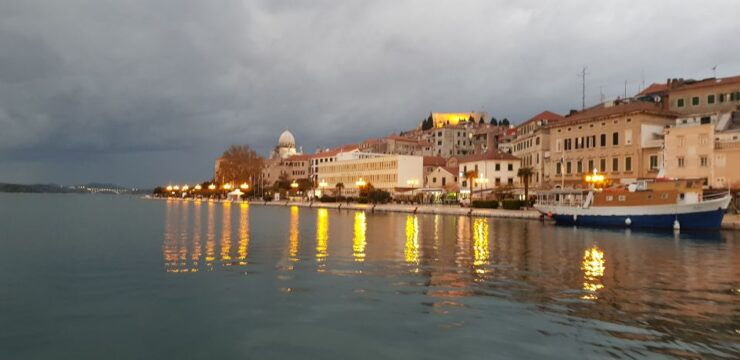 Sibenik: Guided Evening Walking Tour - Activity Details