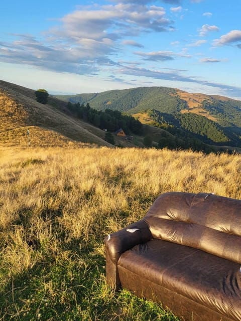 Sibiu: Cindrel Mountains Hike with Traditional Brunch - FAQs