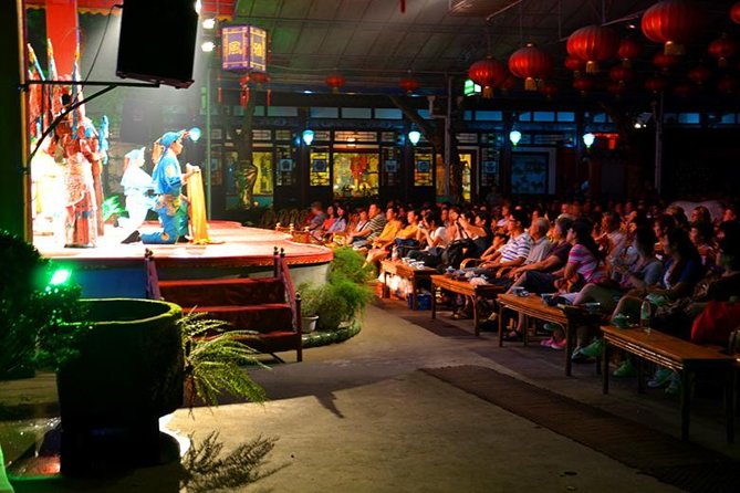 Sichuan Hotpot Dinner Plus Face-Changing Variety Show - Inclusions and Services