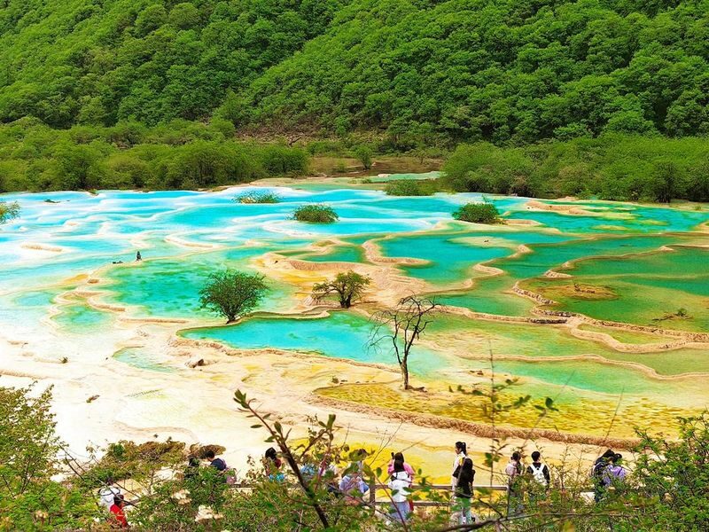 Sichuan Jiuzhaigou and Huanglong 2-Day Local Private Tour - Why the train changes this trip