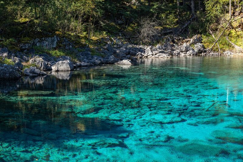 Sichuan Jiuzhaigou and Huanglong 2-Day Local Private Tour - Altitude, eligibility, and practical preparation