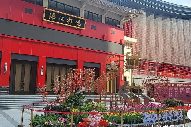 Sichuan Opera with face-changing at Sichuan opera theater - Final Thoughts: Who Should Book This Tour?