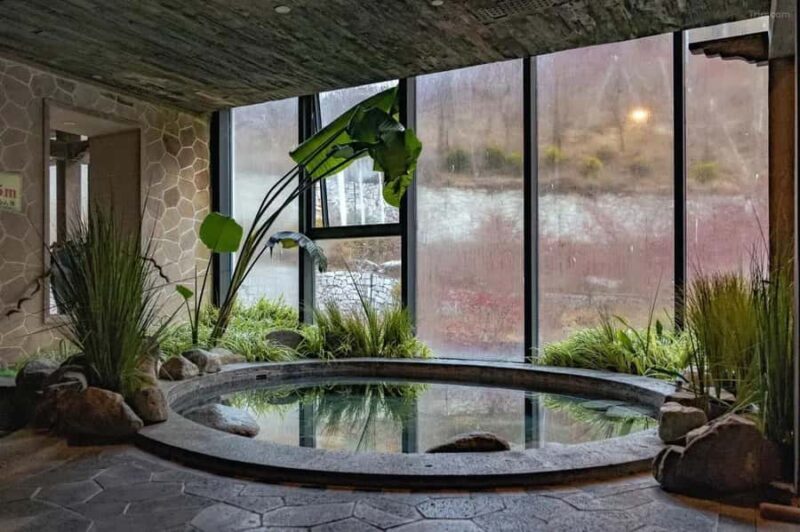 Sichuan: Ramada Guergou Hot Springs Tickets - The Sum Up