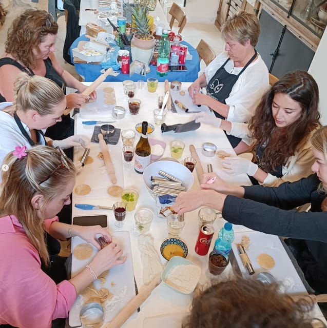 Sicilian Cooking Workshop With Unlimited Drinks - Included Amenities