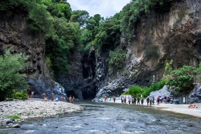 Sicily: Etna and Alcantara Gorges Full-Day Tour With Lunch - Important Information and Directions