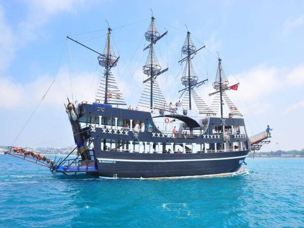 Side Boat Tour With Lunch - Customer Feedback and Reviews