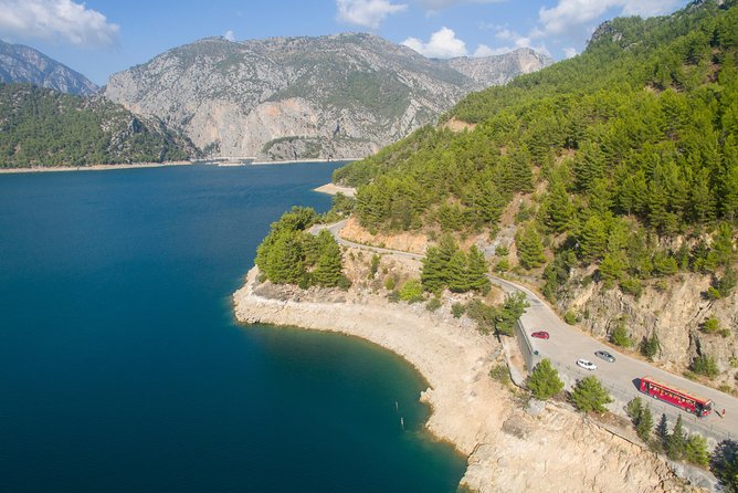 Side: Cabrio Bus and Green Lake Boat - Mix Tour - Common Questions