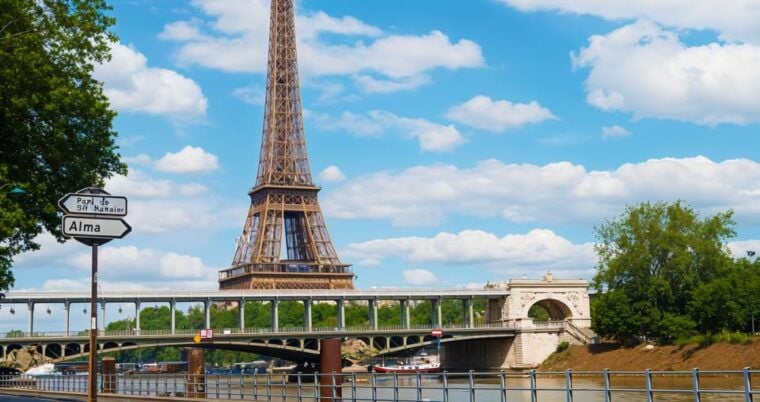 Side-car Paris: Discover The Left Bank, Notre Dame and More - The Charm of the Left Bank