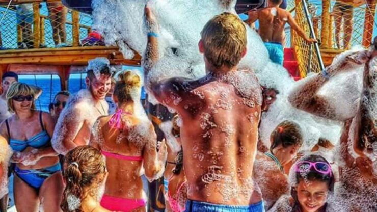 Side: Dolphin Island Boat Tour With BBQ Lunch & Foam Party - Tour Duration and Language Options