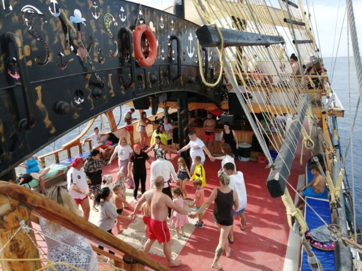 Side: Full-Day Boat Tour With Lunch & Foam Party - Tour Duration and Guide Availability