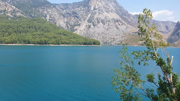 Side: Green Canyon Boat Tour With Open Buffet Lunch & Drinks - What to Bring