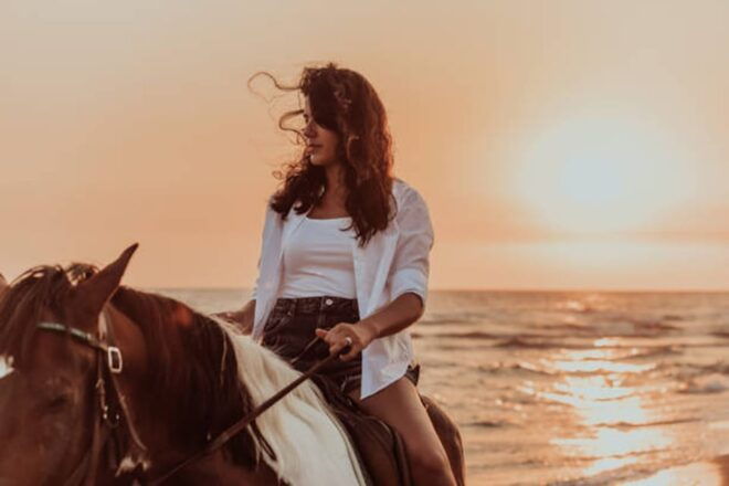Side: Horseback Riding Tour in Nature With Transfer - Participant Information