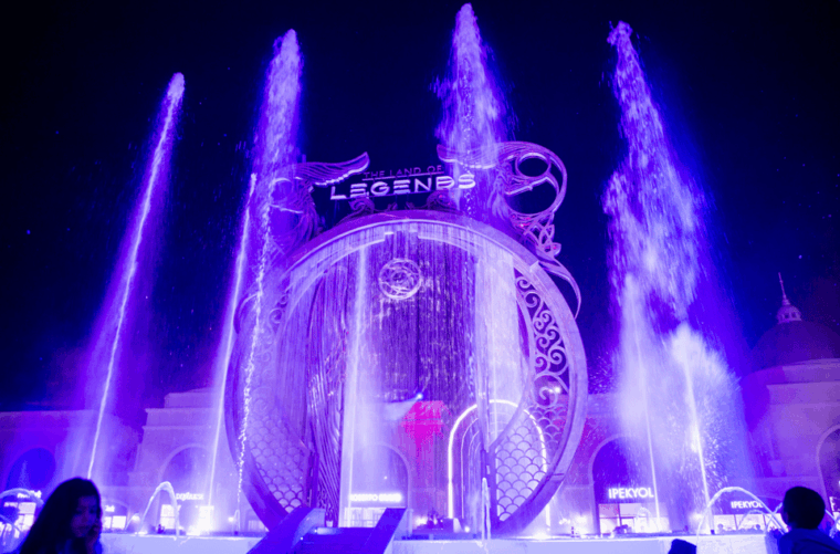 Side: Land of Legends Bus Transfers and Boat Parade - Who Will Love This Tour?