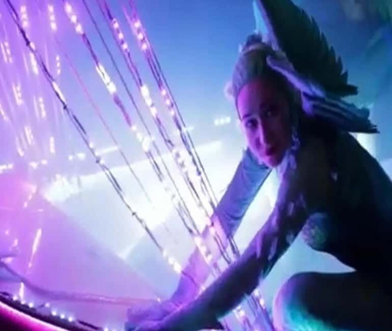Side: Night Shows at The Land Of Legends with Transfer - The Sum Up