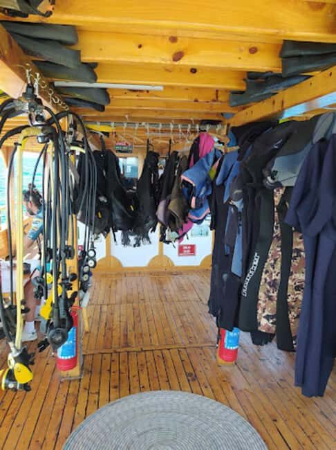 Side: Scuba Diving with Expert Diving Option - Good To Know