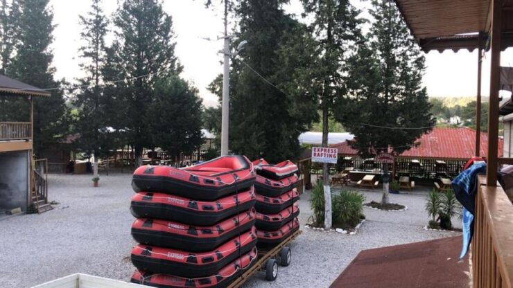 Side: Whitewater Rafting With Lunch - Booking Information