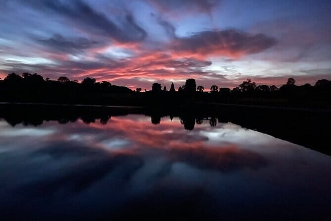 Siem Reap: 1 Day Angkor Wat + Sunrise Private Tour with Tuk-Tuk - What Past Travelers Say