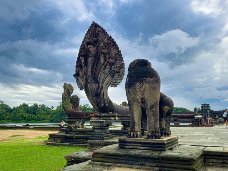 Siem Reap: 3-Day All Temples & Floating Village Private Tour - Exploring the Main Temples and Sites
