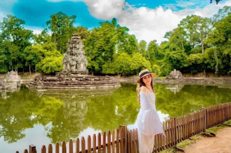 Siem Reap Angkor Private Guided Tour with Hotel Pickup - Discovering the Temples of Angkor: The Core Experience