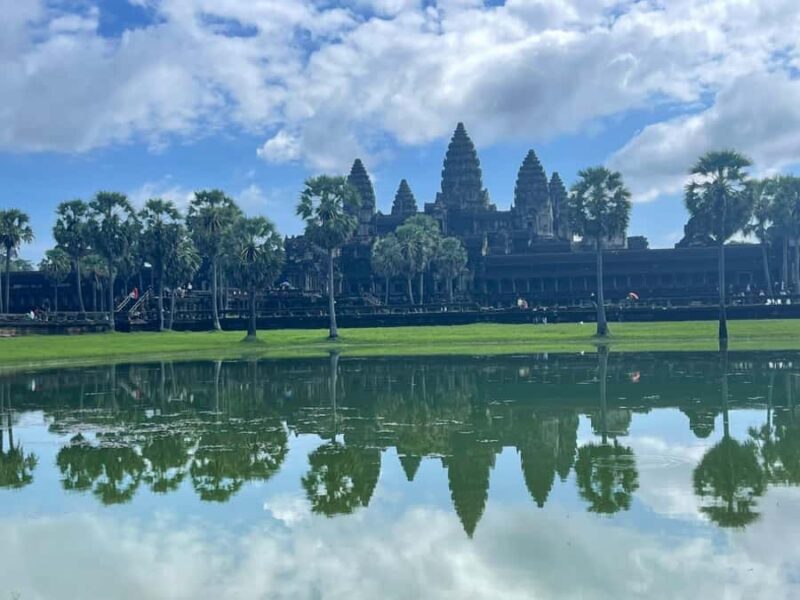 Siem Reap: Angkor Small Circuit & Srah Srang Sunset Tour - The Journey Through Angkor: What to Expect
