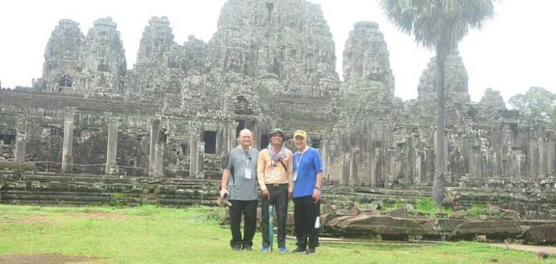 Siem Reap: Angkor Wat and Floating Village Day Tour - Sunset and Return