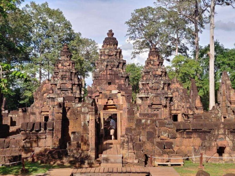 Siem Reap: Angkor Wat, Angkor Thom, and Banteay Srei Tour - Practical Details: What to Expect