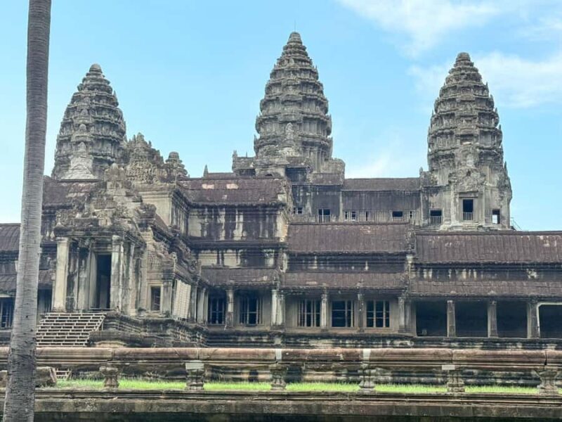 Siem Reap: Angkor Wat, Angkor Thom, and Ta Prohm Tour - An In-Depth Look at the Siem Reap Temple Tour