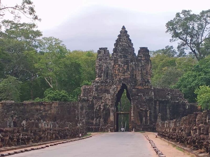 Siem Reap: Angkor Wat, Angkor Thom, and Ta Prohm Tour - FAQs